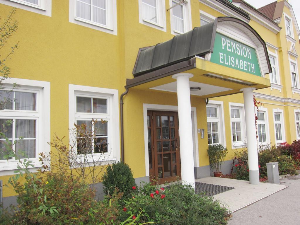 Pension Elisabeth Sankt Poelten Exterior photo